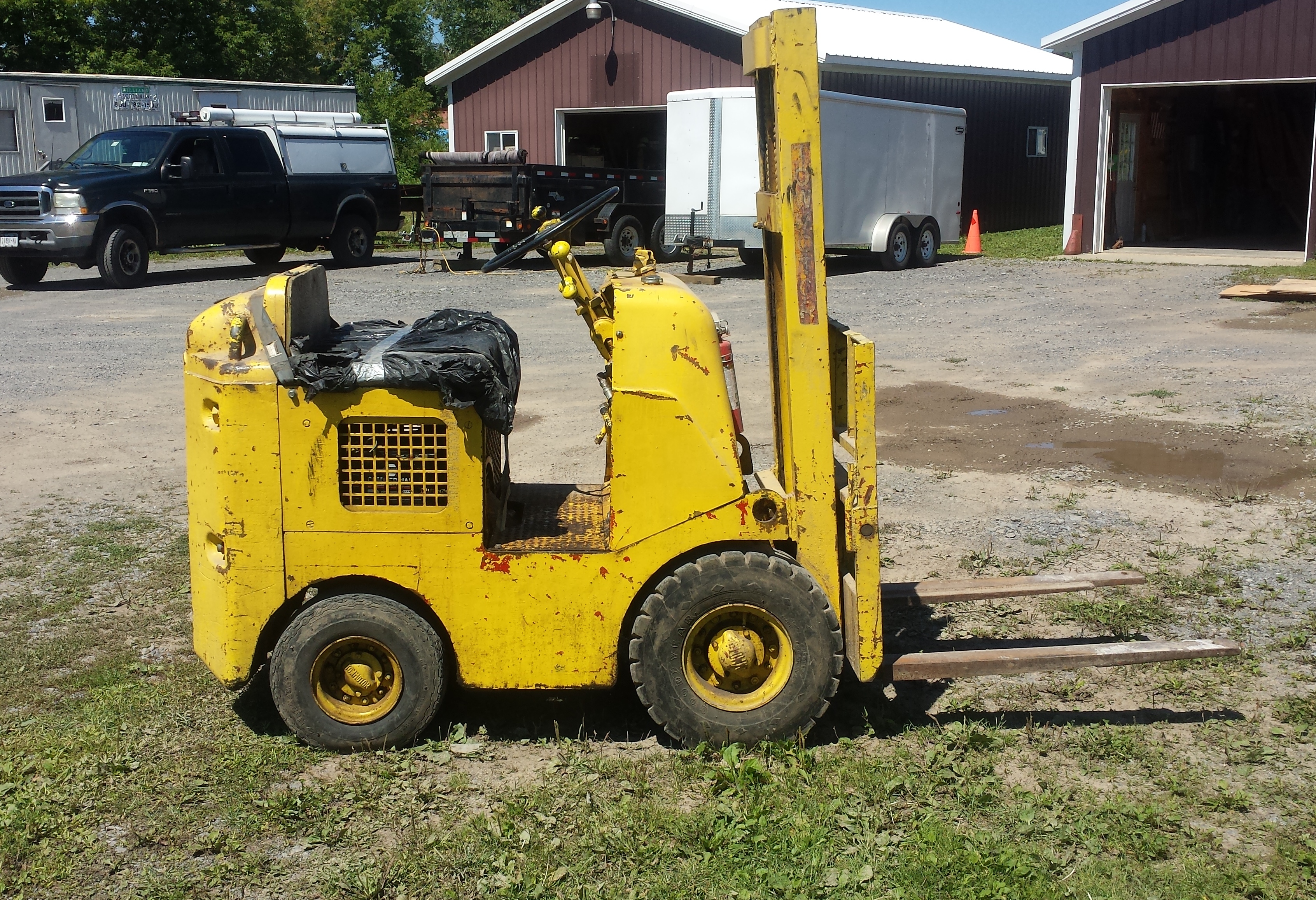 Towmotor Forklifts Pictures And History