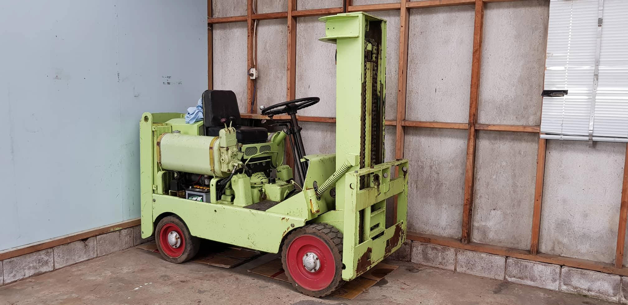 Towmotor Forklifts Pictures And History