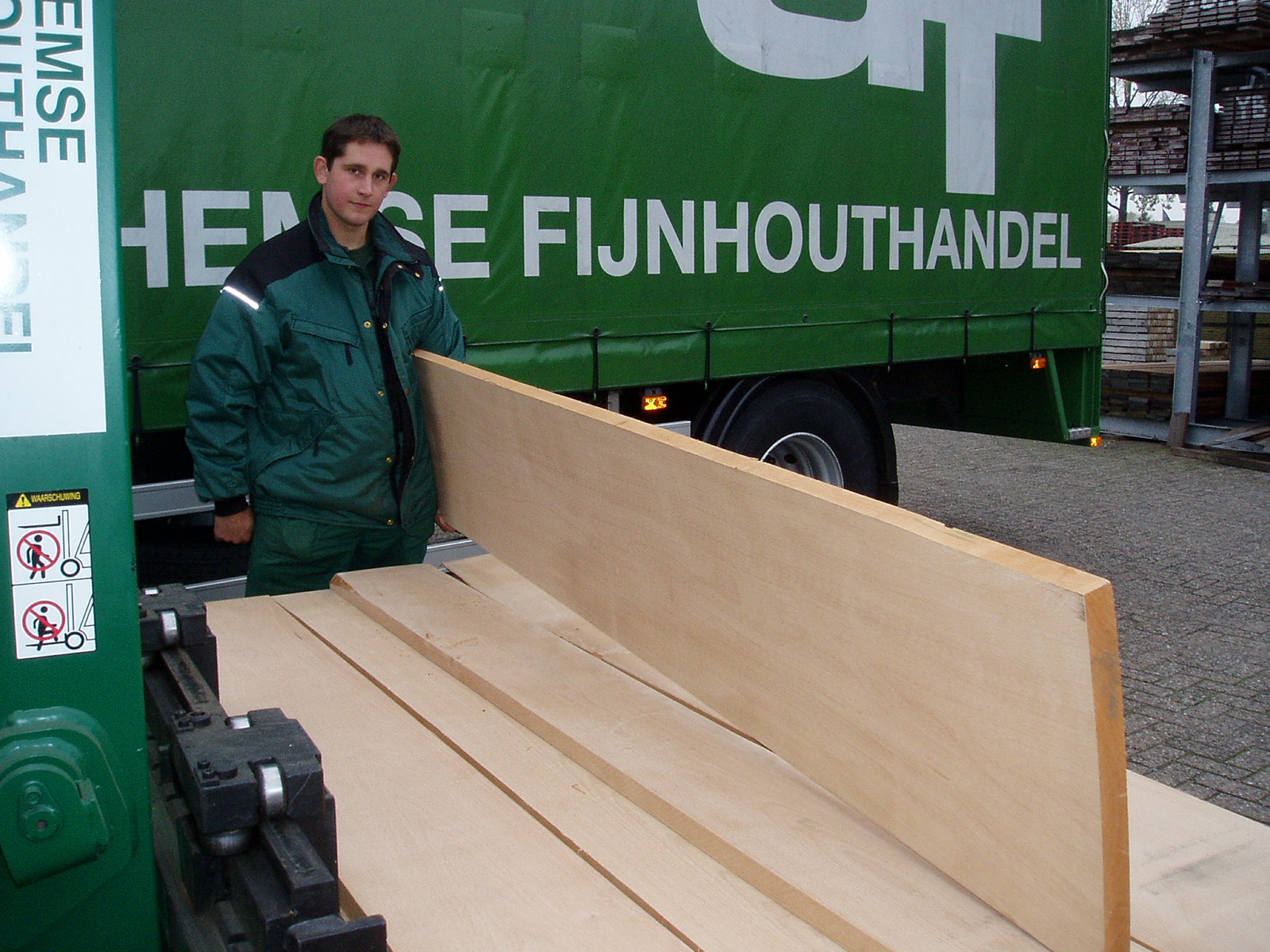 oorlog Geen Afscheiden Beuken gestoomd massief hout