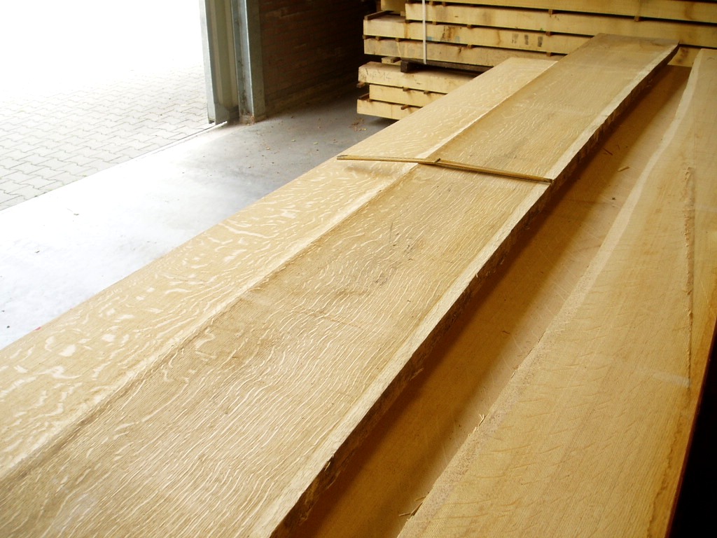 Dicteren uitlokken Herkenning Eiken planken: foutvrij gedroogd meubelhout