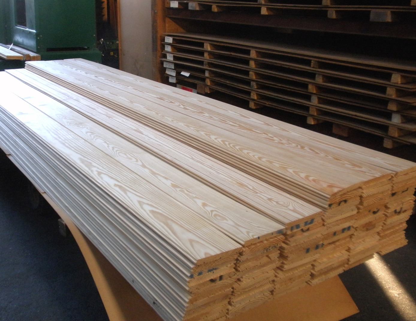 Isolator financieel Pelmel Grenen Amerikaans / Yellow Pine massief hout